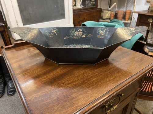 Beautifully Decorated Painted Toleware Bread Tray Chinese Scenes Kitchenalia