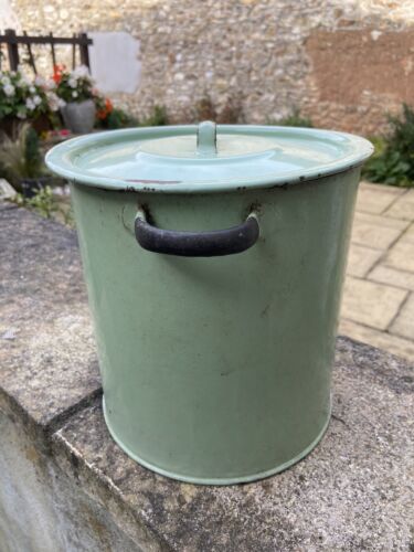 Vintage Round Green Enamel Bread Bin With Lid Storage Kitchenalia Collectable