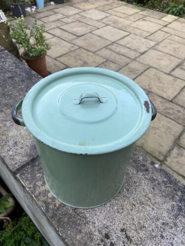 Vintage Round Green Enamel Bread Bin With Lid Storage Kitchenalia Collectable
