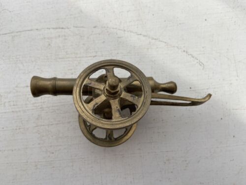 Small Antique Brass Field Cannon Collectable Brassware