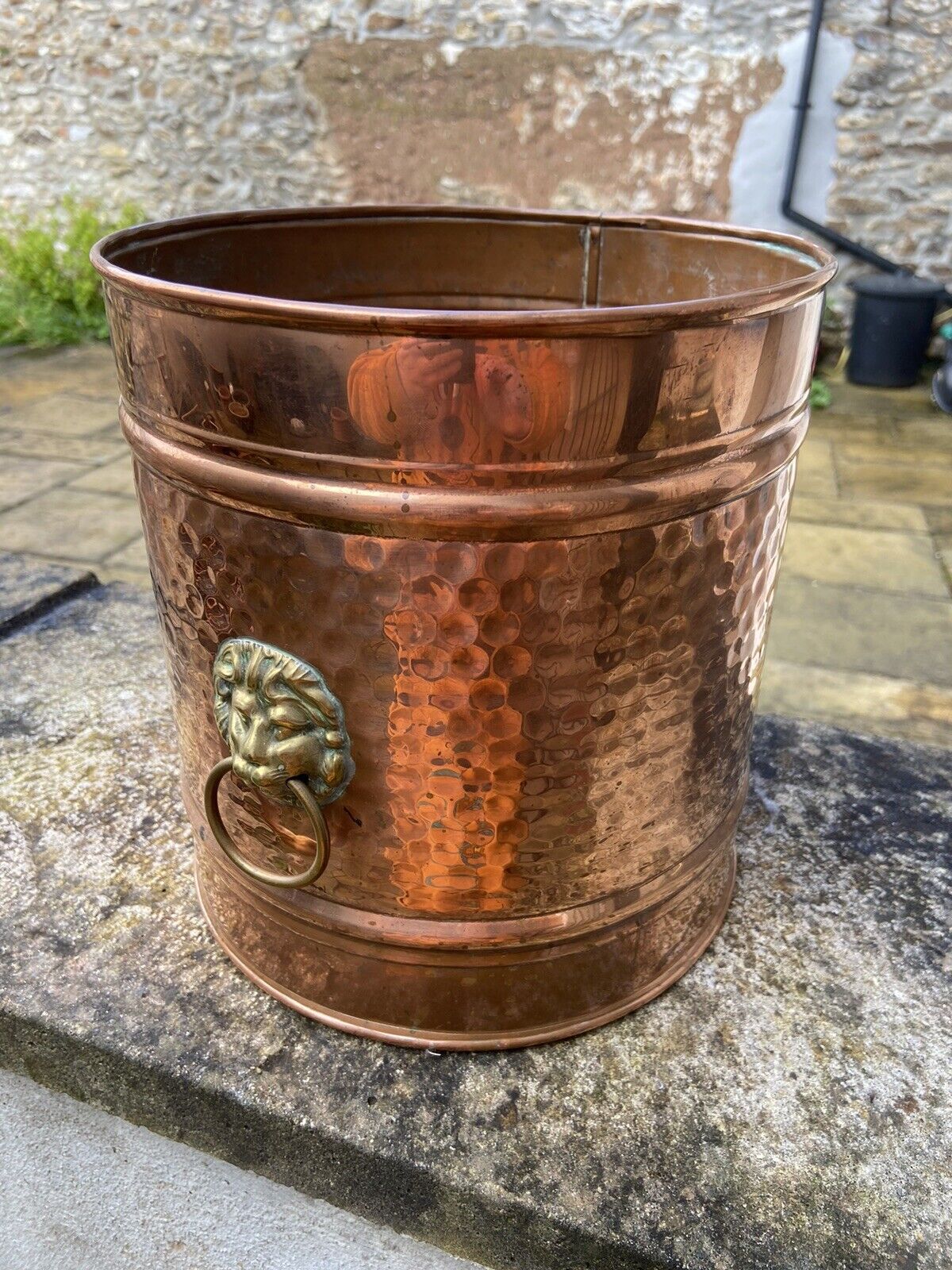 Vintage Copper Pot Bucket Bin Planter Jardiniere Hammered Brass Lion Head Handle