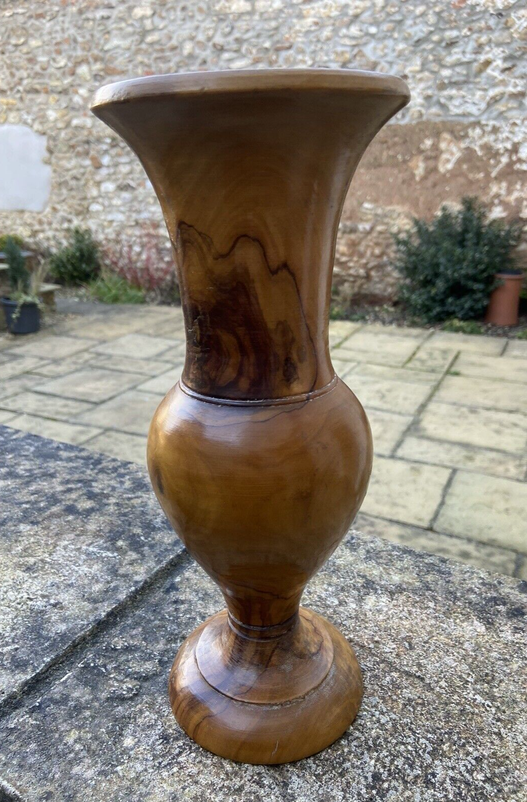 Attractive Vintage Hand Turned Wooden Vase Burr Walnut Collectable Home