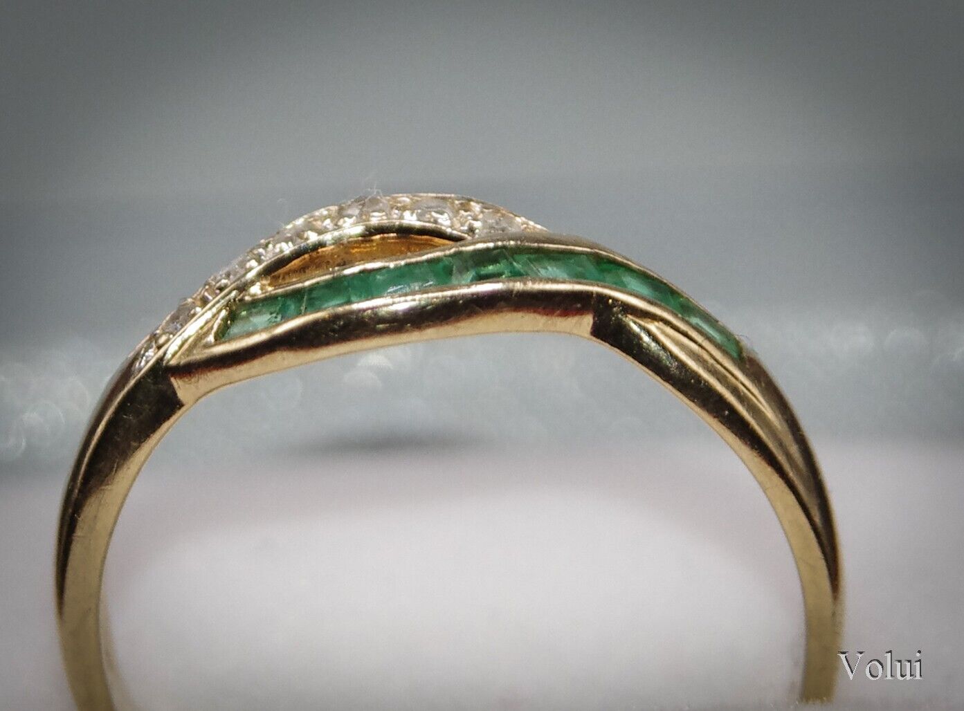 Stunning 9ct Gold Emerald and Diamond Ring Size O Great Gift Idea