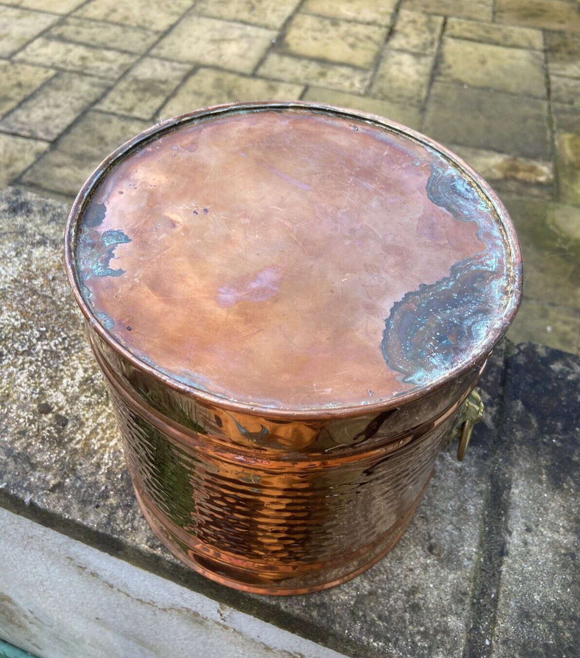 Vintage Copper Pot Bucket Bin Planter Jardiniere Hammered Brass Lion Head Handle