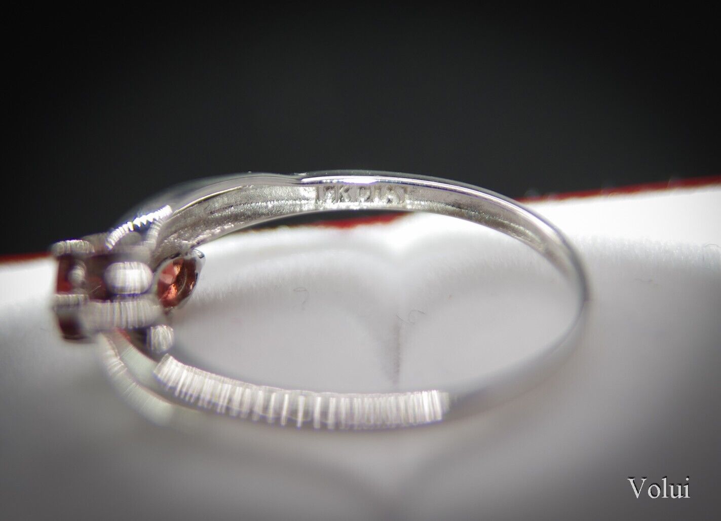 Stunning 9 Carat White Gold and Red Diamond Ring Size P 1/2 Pre-Owned Great Gift