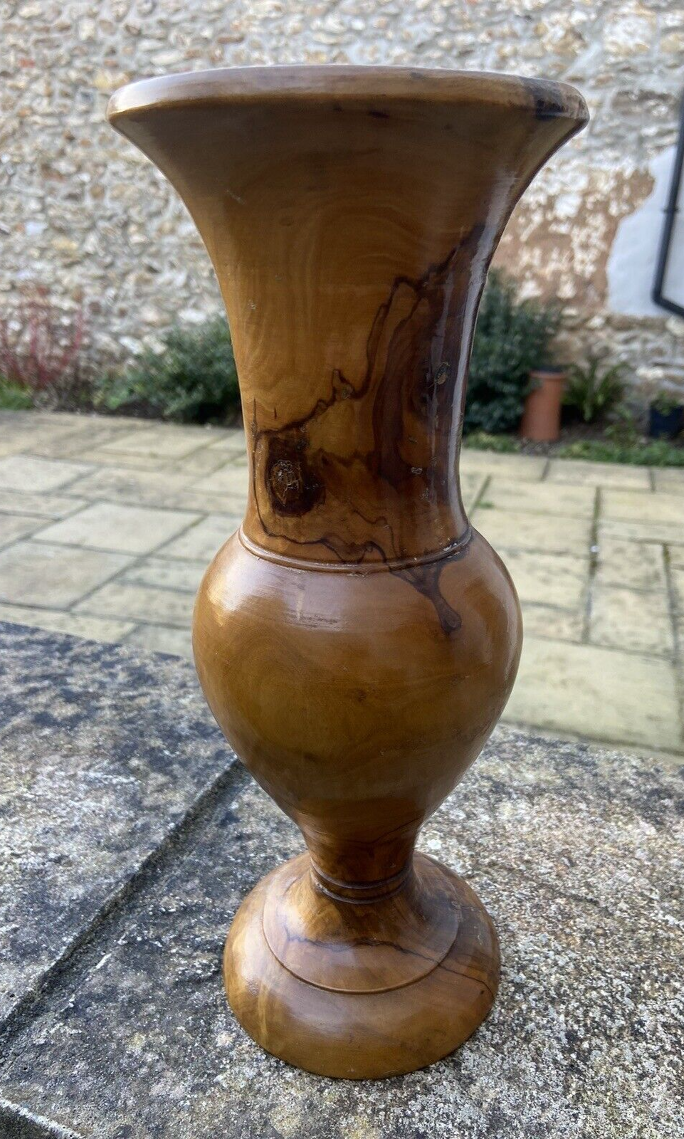 Attractive Vintage Hand Turned Wooden Vase Burr Walnut Collectable Home