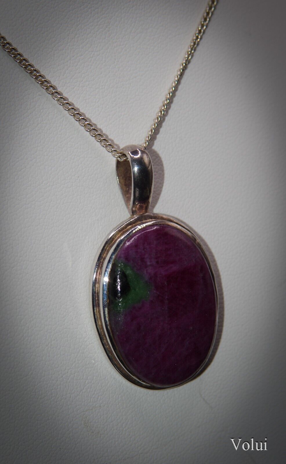 Beautiful 925 Sterling Silver Pendant and Chain Great Gift Idea