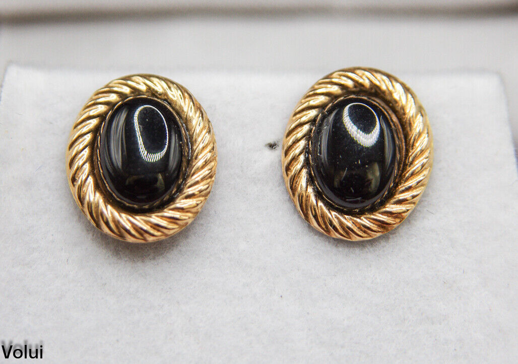 Attractive 9 Carat Gold And Onyx Earrings For Pierced Ears Jewellery