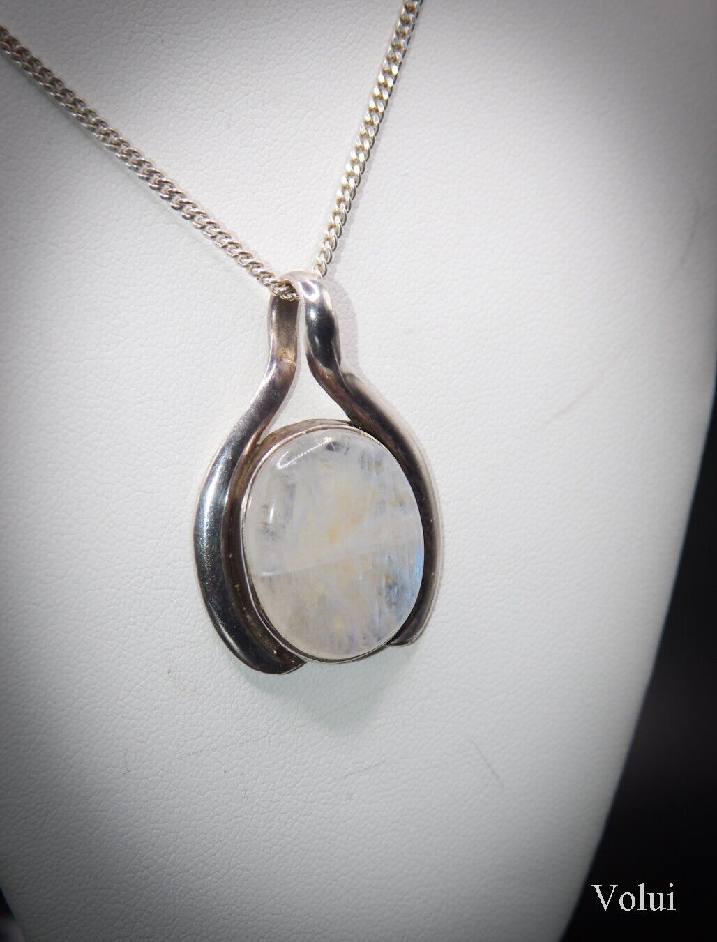 Stunning 925 Silver Mounted Moonstone Pendant and Chain Great Gift Idea