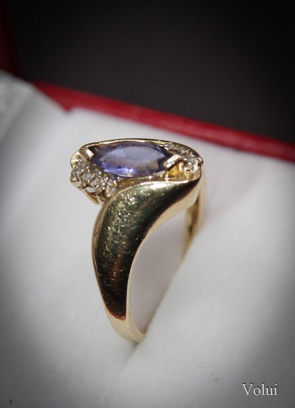 Stunning 9 Carat Gold and Iolite Ring Size P Pre-Owned Great Gift Idea